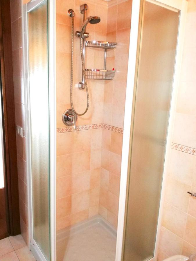 Appartamento Orchidea Garda Garda  Luaran gambar